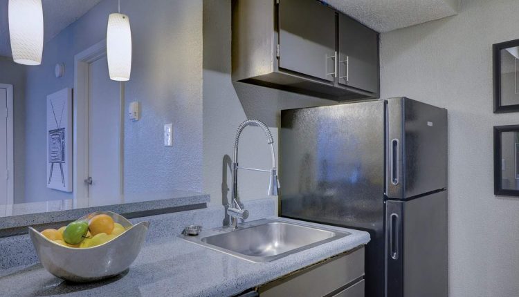 Come scegliere un frigorifero capiente per famiglie